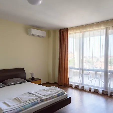 Casa de hóspedes Gradina 3*
